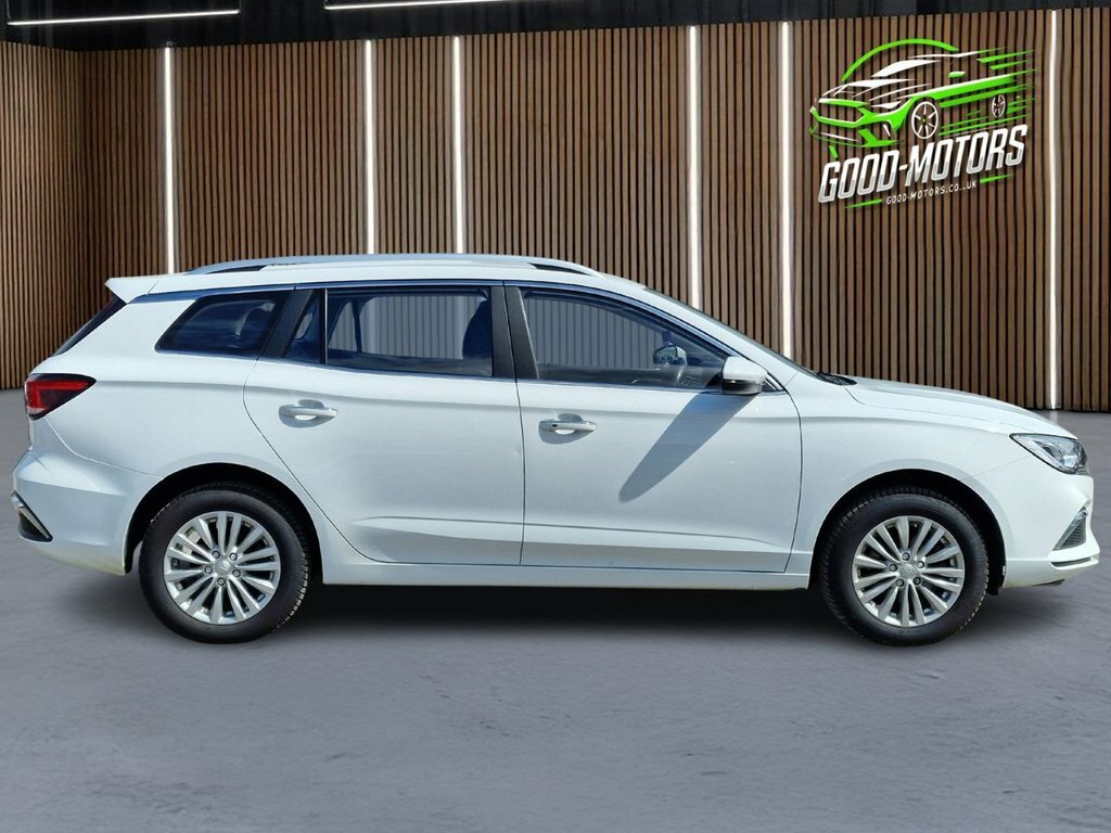 MG 1100 Estate White #6