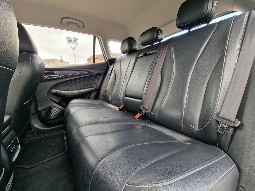 MG 1100 61.1Kwh Exclusive Long Range Estate A Blue #38
