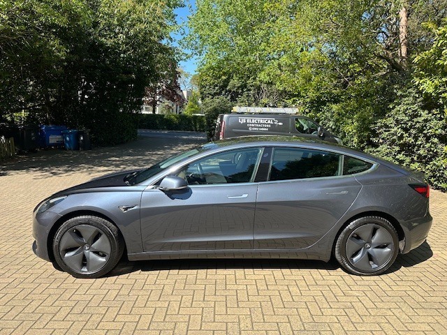 Tesla Model 3 Standard Range Plus LC20OOY Grey #4