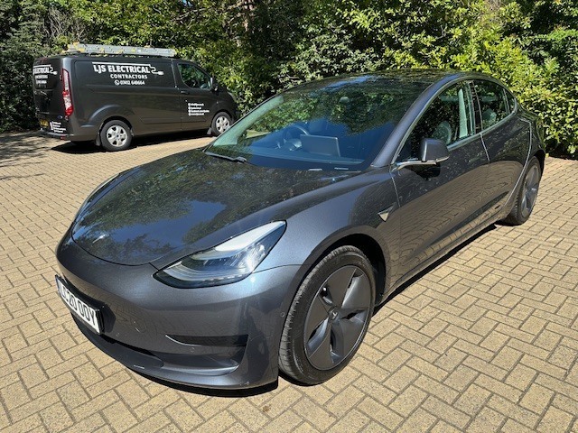 Tesla Model 3 Standard Range Plus LC20OOY Grey #3