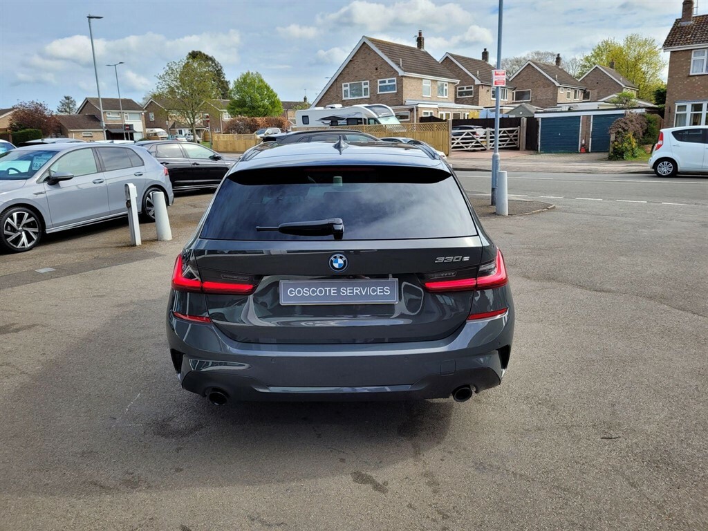 BMW 3 Series 2.0 12Kwh M Sport Pro Edition Touring Euro 6 YF22XLV Grey #4