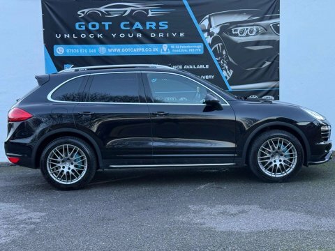Porsche Cayenne 3.0 Td V6 EY13WJK Black #4