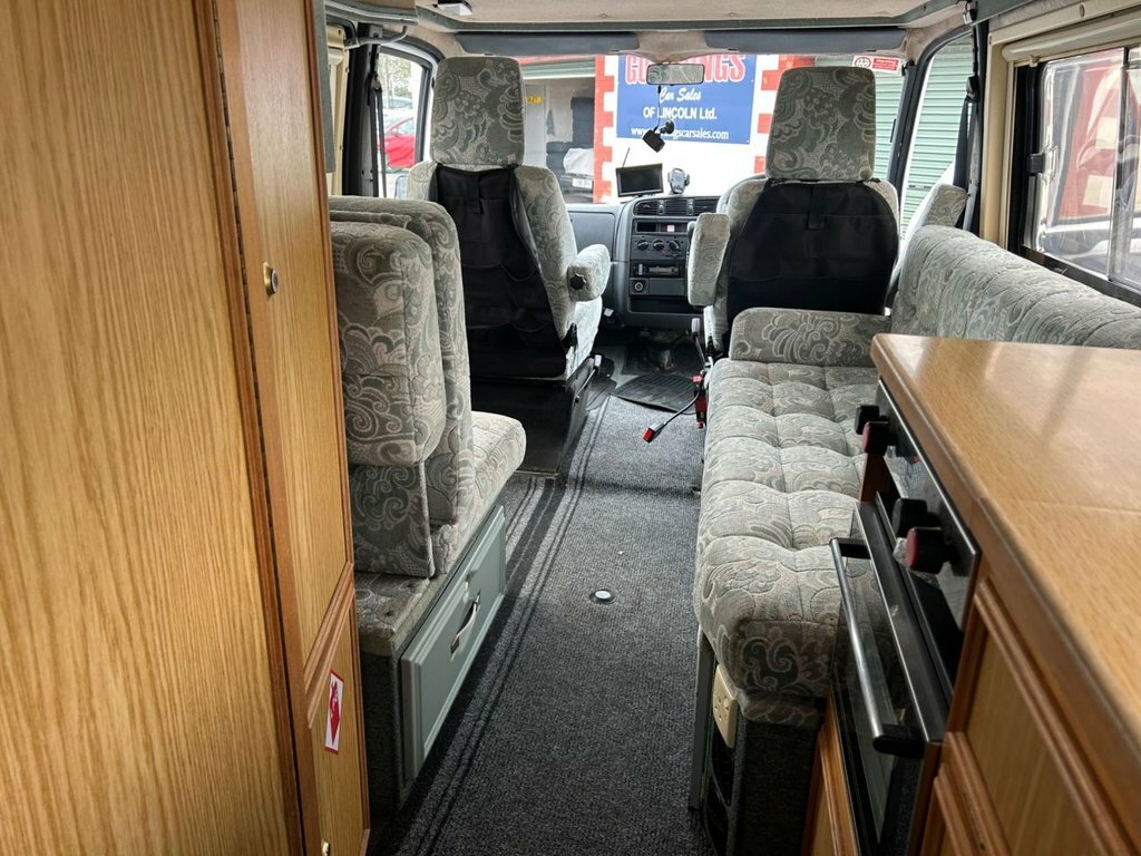 Peugeot Boxer 2.5 Td Talisman White #7