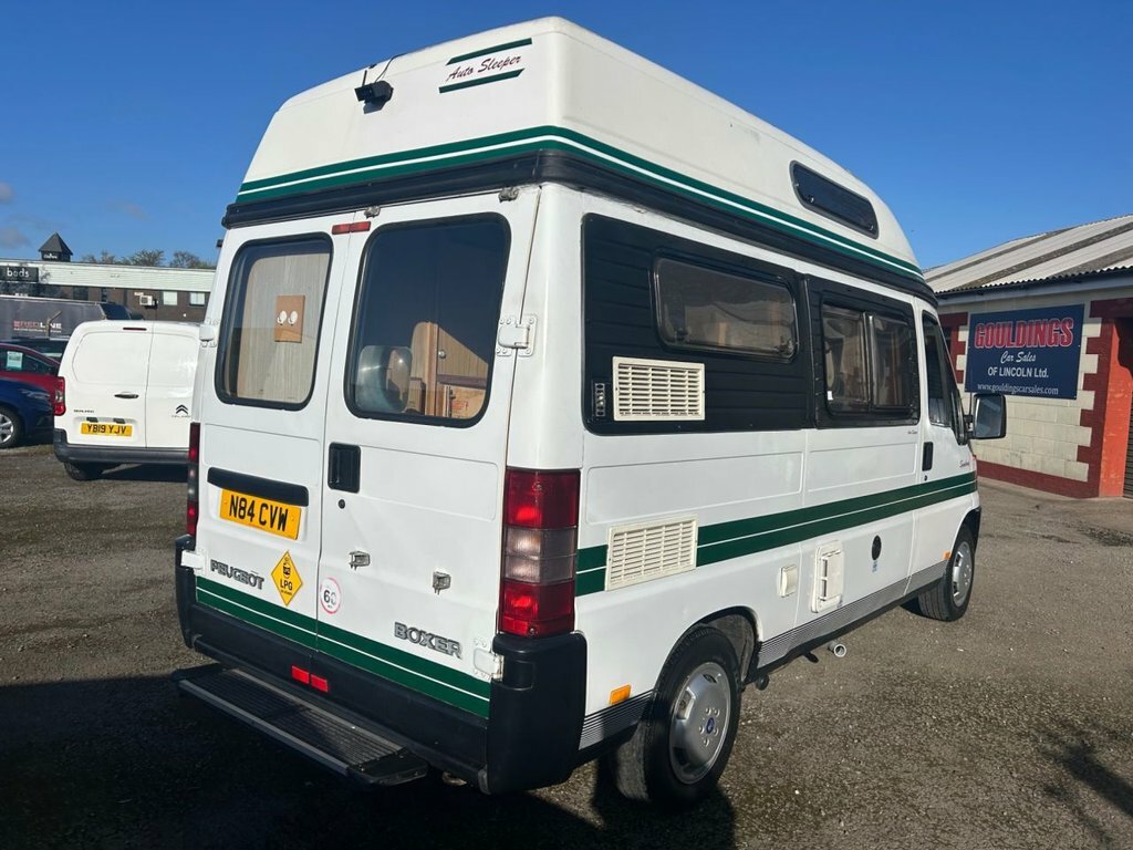 Peugeot Boxer 2.5 Td Talisman White #2