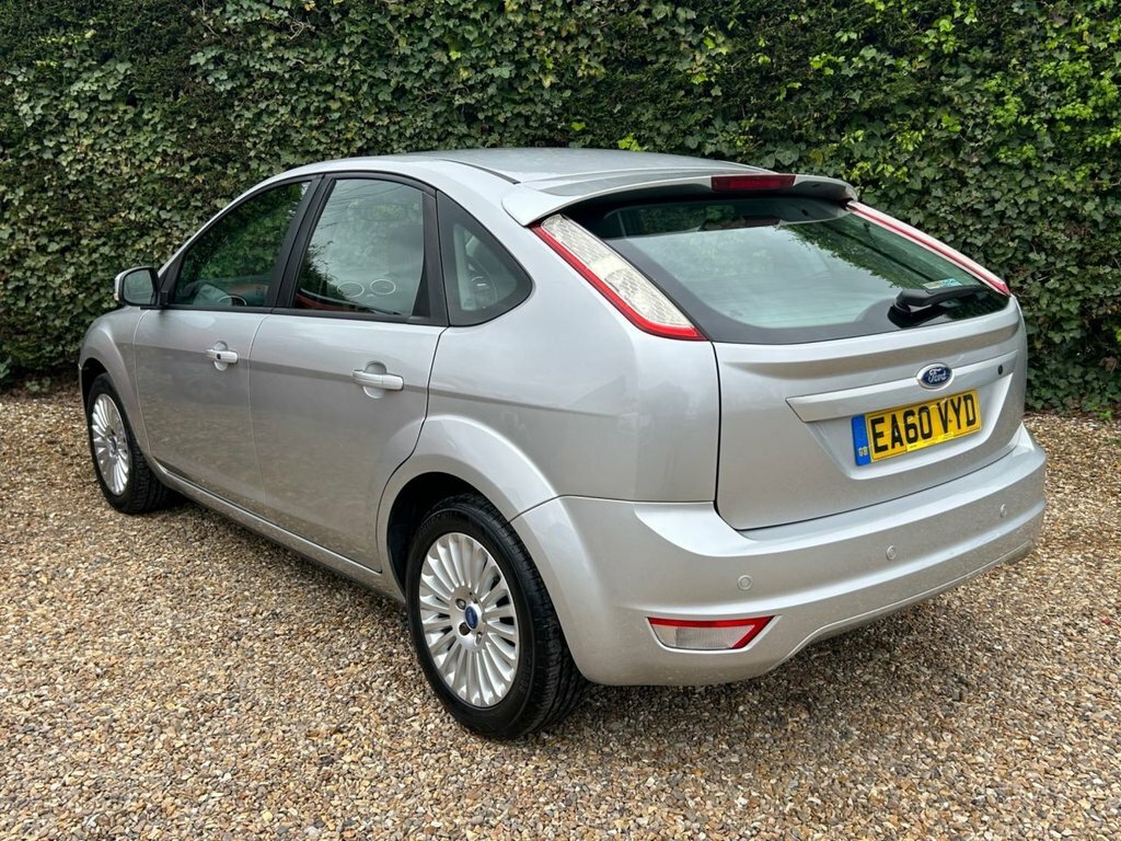 Ford Focus 1.6 Titanium Hatchback 184 G EA60VYD Silver #5