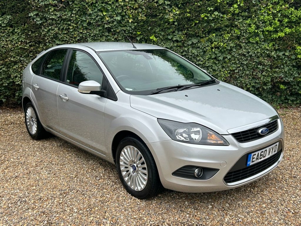 Ford Focus 1.6 Titanium Hatchback 184 G Silver