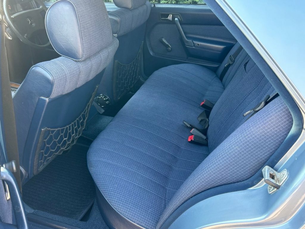 Mercedes-Benz 190 D 1987 115,000 Miles Blue #33