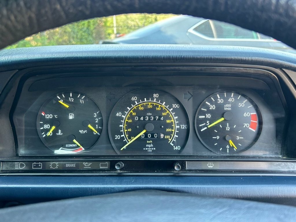 Mercedes-Benz 190 D 1987 115,000 Miles Blue #13