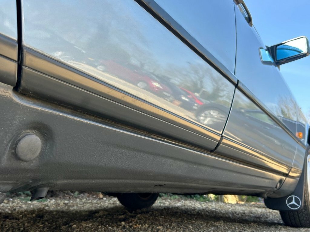 Mercedes-Benz 190 D 1987 115,000 Miles Blue #74