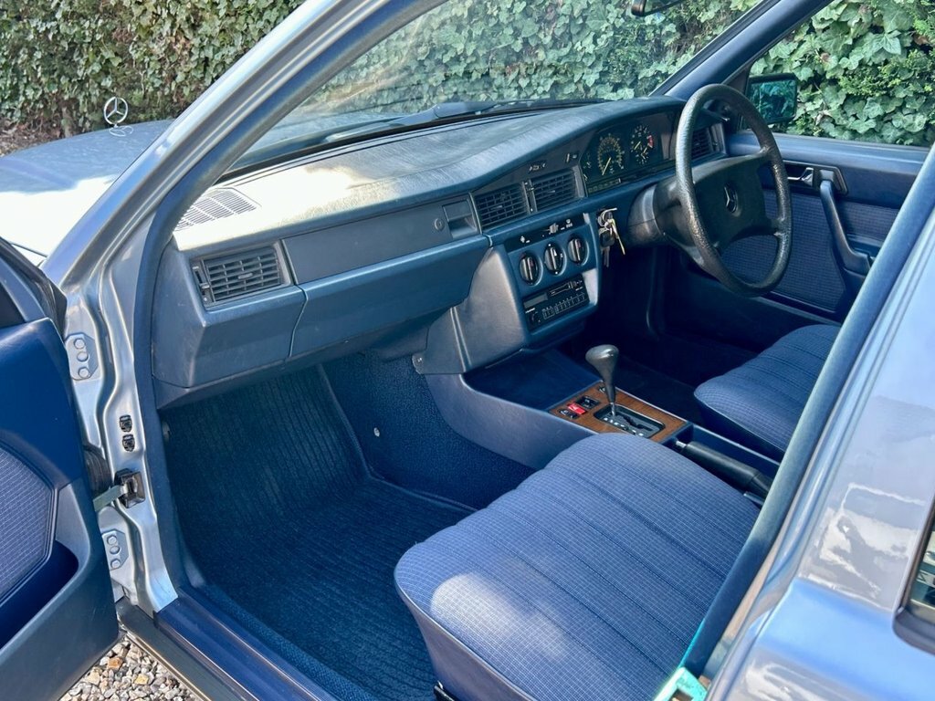 Mercedes-Benz 190 D 1987 115,000 Miles Blue #29