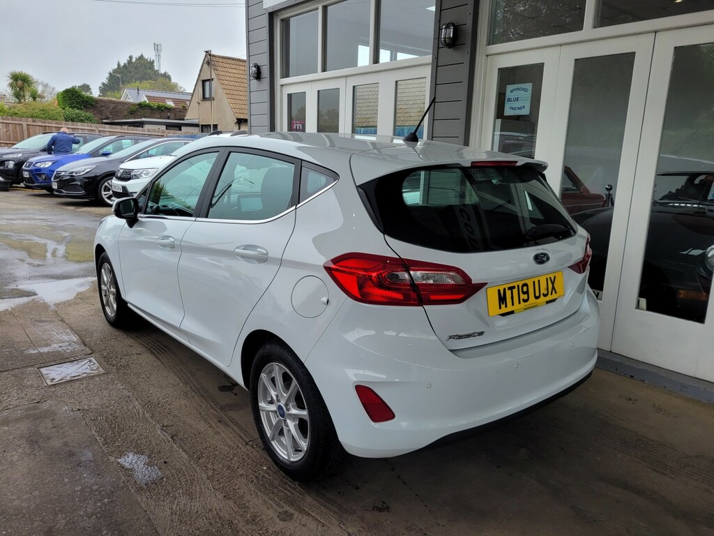Ford Fiesta Hatchback 1.1 Ti-vct Zetec 201919 MT19UJX White #2