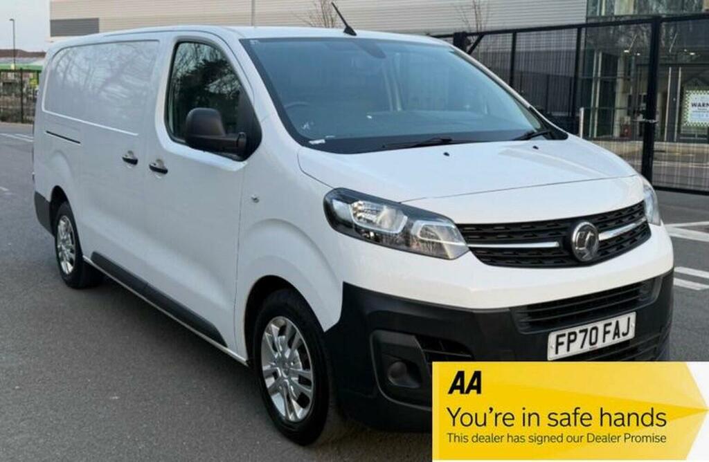 Vauxhall Vivaro Panel Van 2.0 Turbo D 3100 Dynamic L2 H1 Euro 6 S White