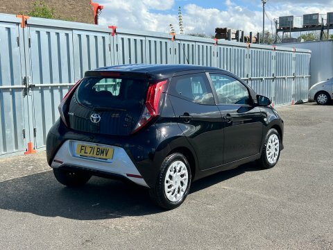 Toyota Aygo Vvt-i X-play Tss FL71BMV Black #6