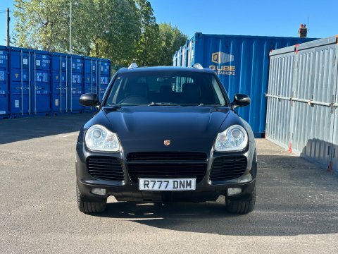 Porsche Cayenne Cayenne Red #2