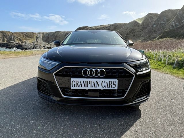 Audi A1 1.0 Tfsi 30 Sport Sportback Euro Black #3