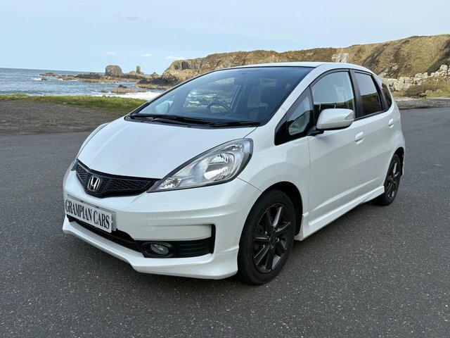 Honda Jazz 1.4 I-vtec Si Hatchback Euro 5 SV64VYX White #2