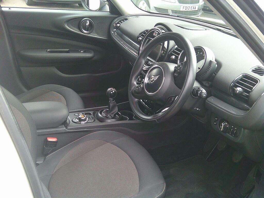 Mini Clubman 1.5 Cooper Euro 6 S S AF66JFA White #2