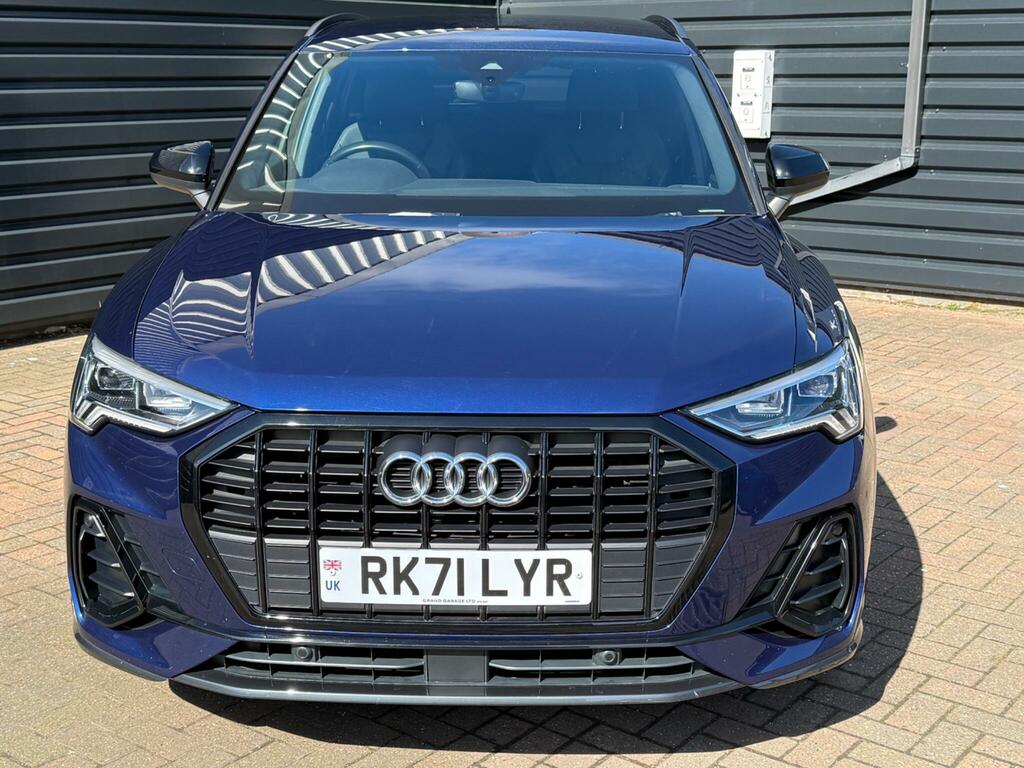 Audi Q3 1.5 Tfsi Cod 35 Black Edition Suv S Tro RK71LYR Blue #4