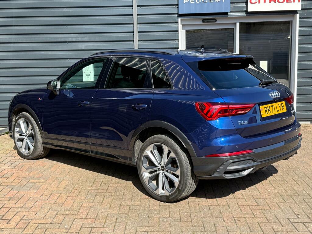 Audi Q3 1.5 Tfsi Cod 35 Black Edition Suv S Tro RK71LYR Blue #6