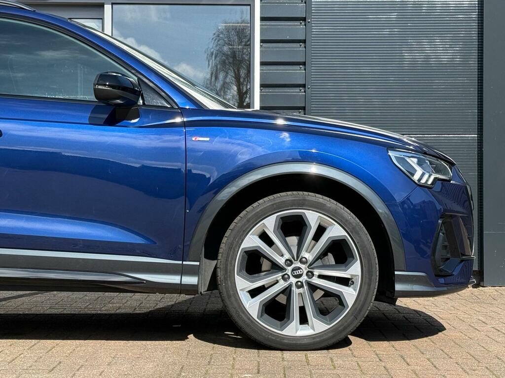 Audi Q3 1.5 Tfsi Cod 35 Black Edition Suv S Tro RK71LYR Blue #5