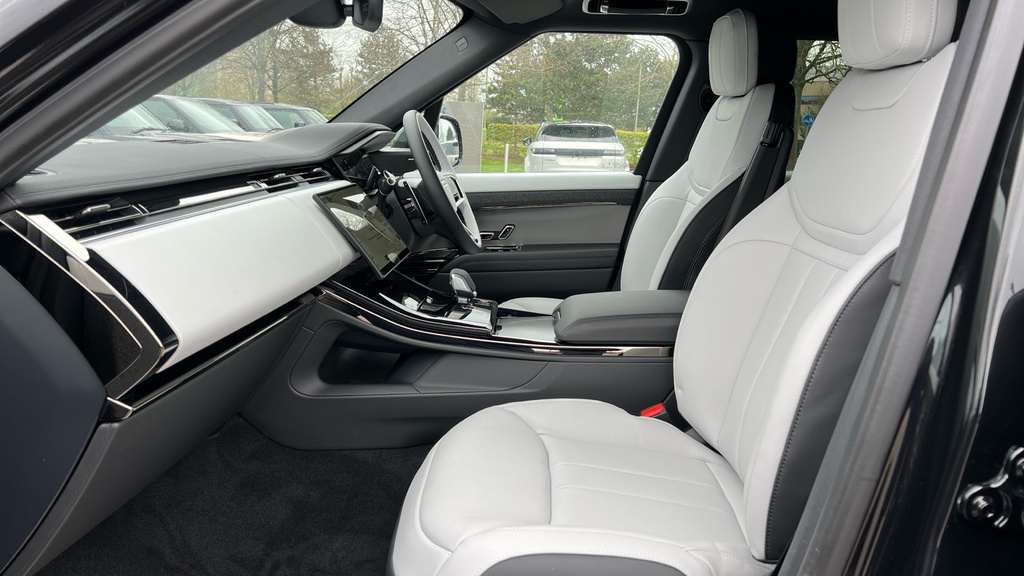 Land Rover Range Rover Sport Edition Black #4