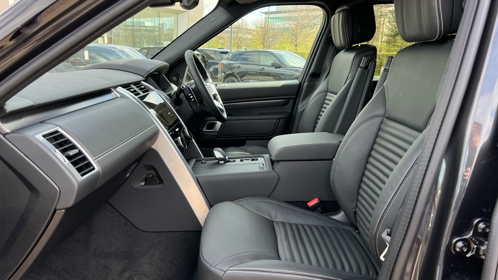 Land Rover Discovery Metropolitan Edition Grey #3