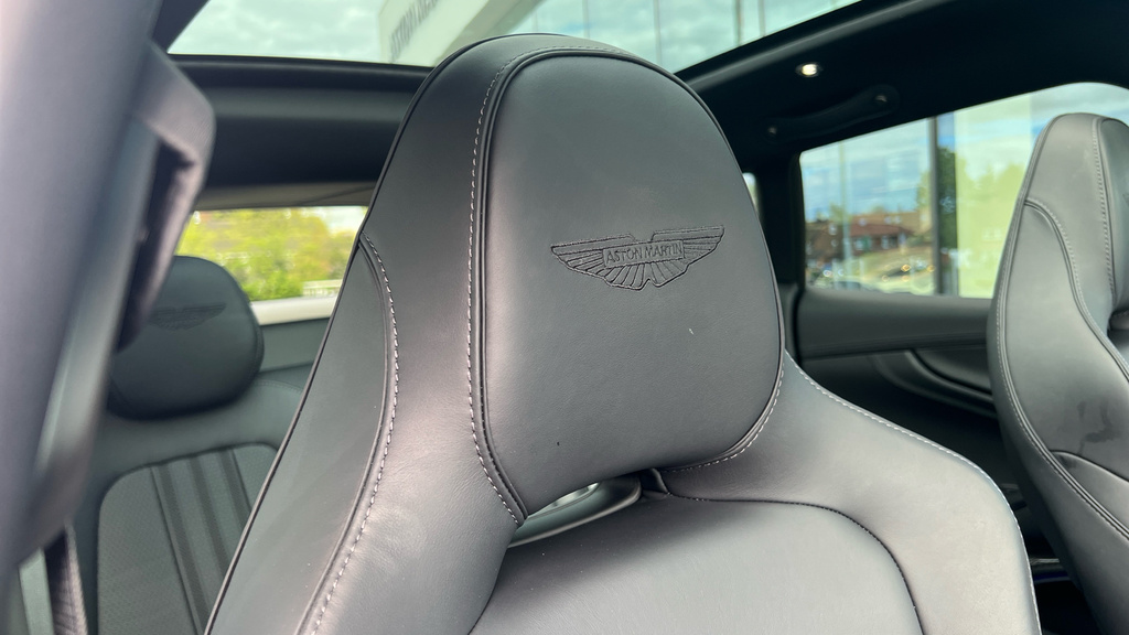 Aston Martin DBX Dbx707 My25 KY74AUC Black #5