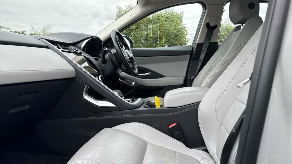 Jaguar E-Pace R-dynamic Se LD72YLT Grey #3