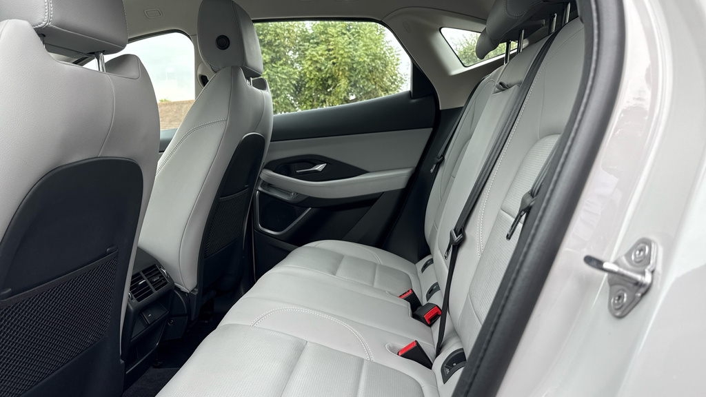 Jaguar E-Pace R-dynamic Se LD72YLT Grey #4