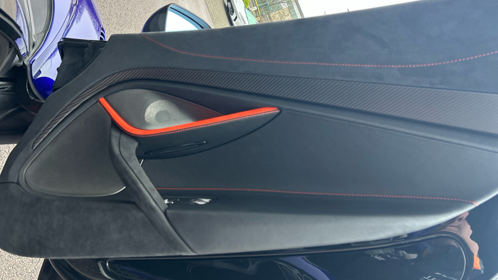 McLaren V8 Ssg Blue #17