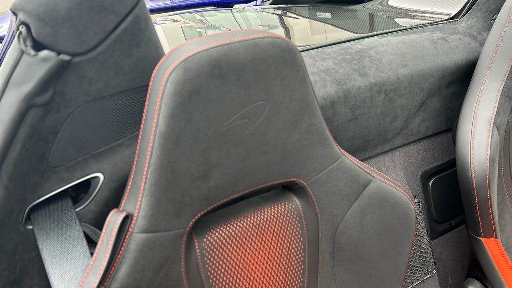 McLaren V8 Ssg Blue #18