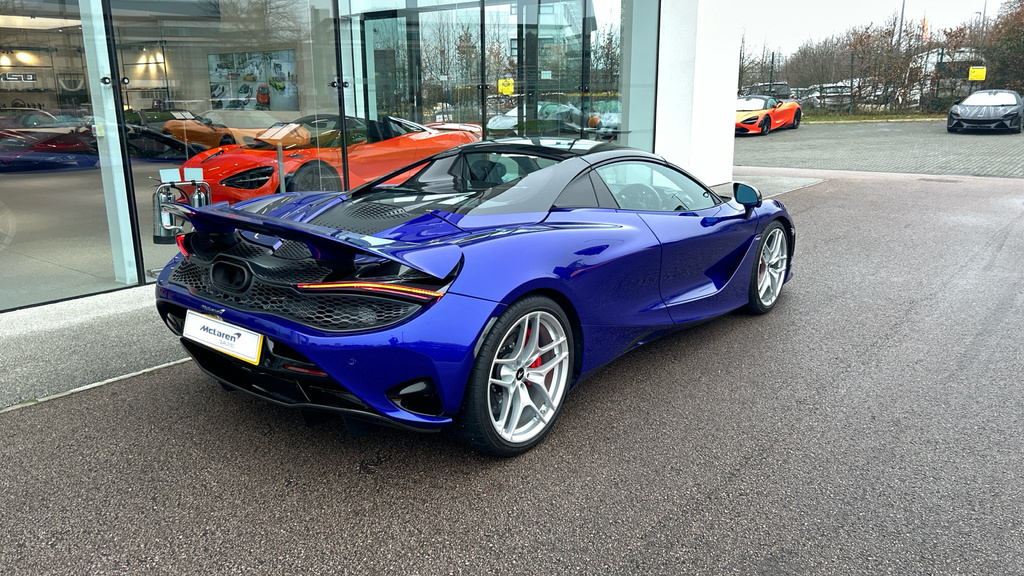 McLaren V8 Ssg Blue #43