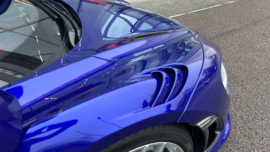 McLaren V8 Ssg Blue #24