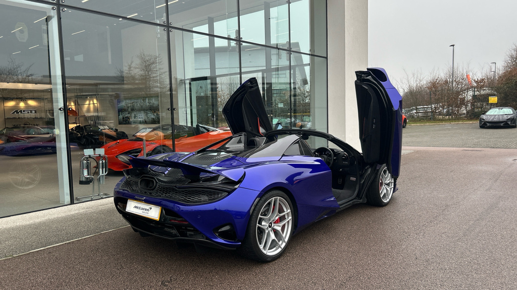 McLaren V8 Ssg Blue #23