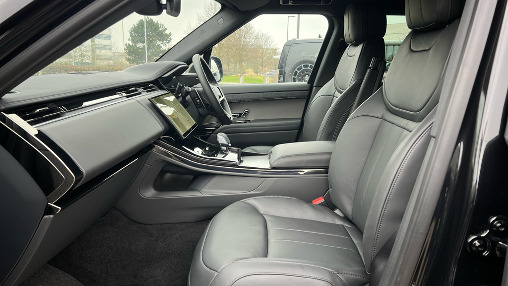 Land Rover Range Rover Sport Matt Edition Black #3
