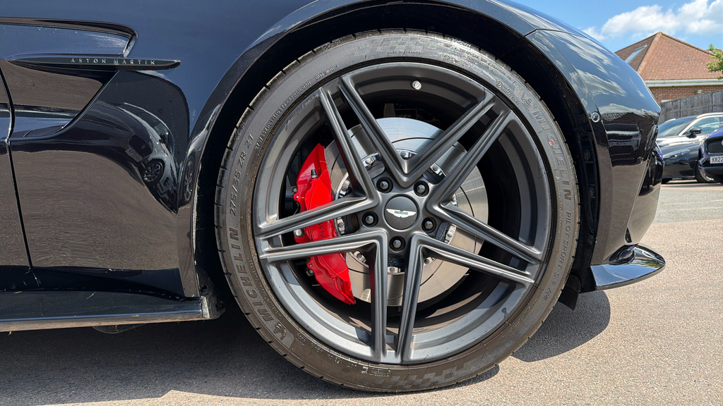 Aston Martin Vantage Hatchback Black #4