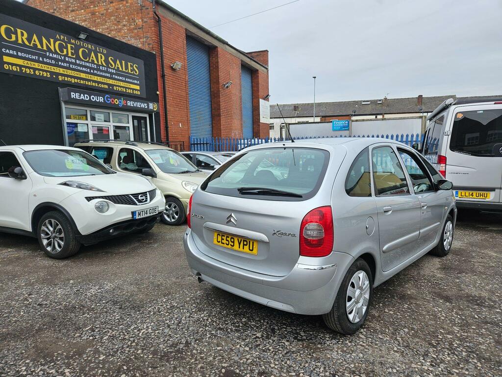 Citroen Xsara Picasso 1.6I 16V Desire Silver #3