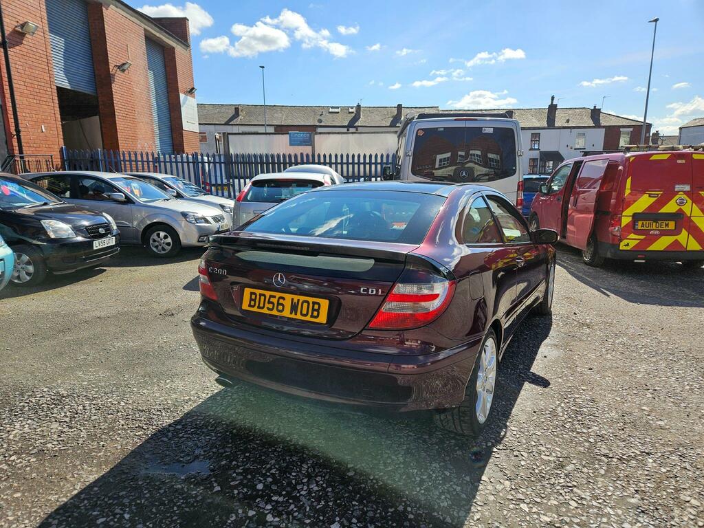 Mercedes-Benz C Class 2.1 C200 Cdi Se Red #2