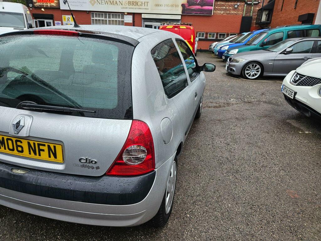 Renault Clio 1.2 Campus Silver #6