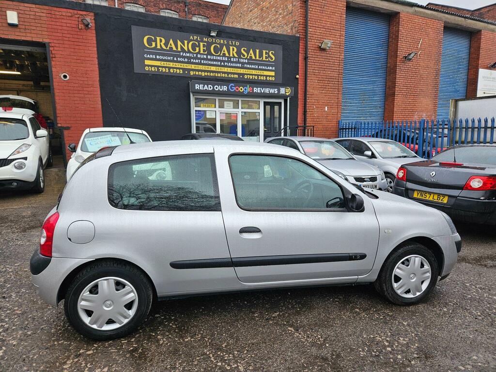 Renault Clio 1.2 Campus Silver