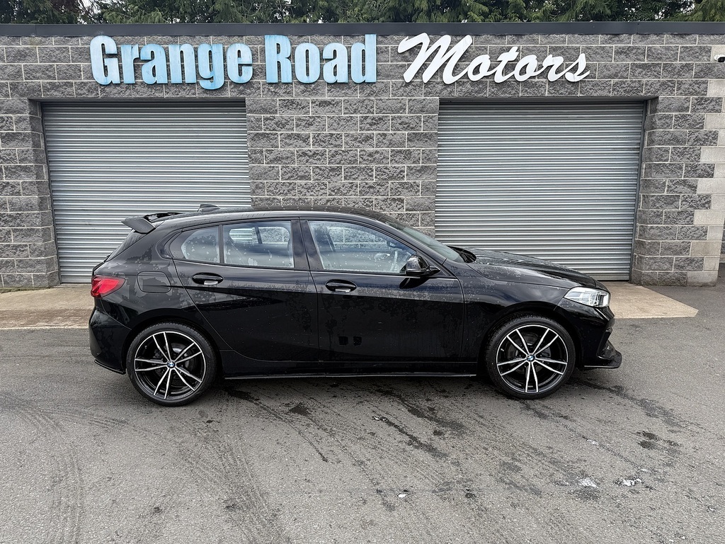 BMW 1 Series 118D Sport U1898 Ulez Black #3