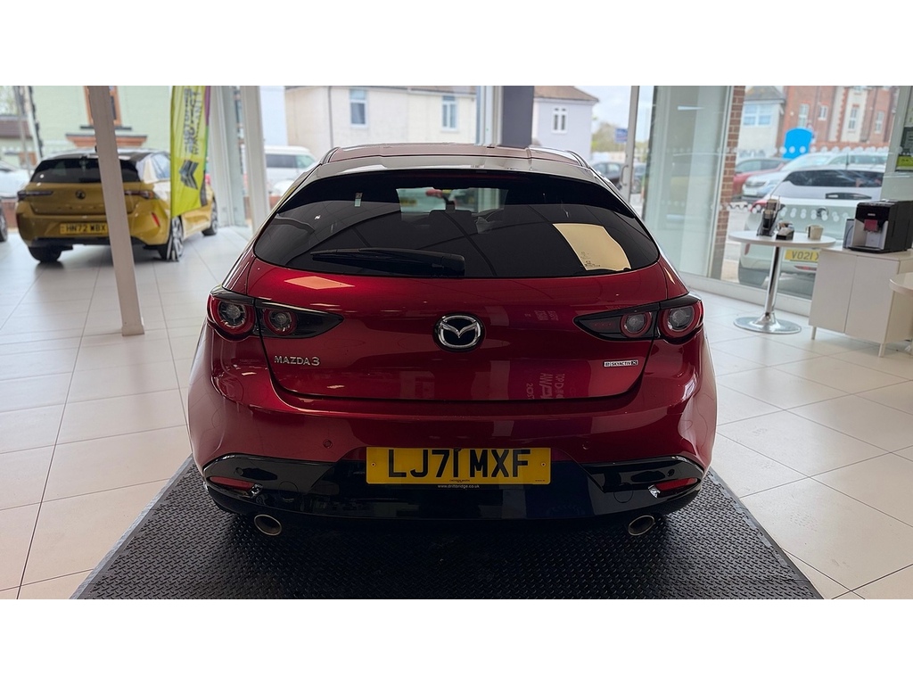 Mazda 3 2.0 E-skyactiv-x Mhev Sport Lux Hatchback Petr Red #4