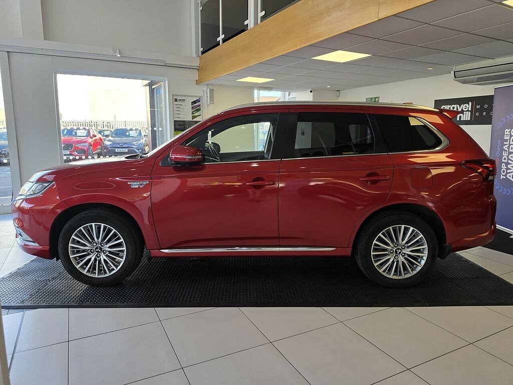 Mitsubishi Outlander 2.4H Twinmotor 13.8Kwh 4Hs Suv Plug-in Red #4