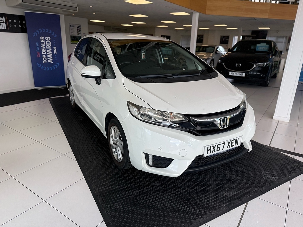Honda Jazz I-vtec Se Navi Hatchback 1.3 U2406 White