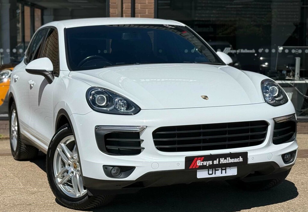 Porsche Cayenne --
