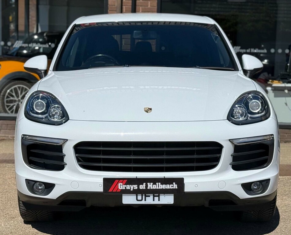 Porsche Cayenne -- YJ65OFH #2