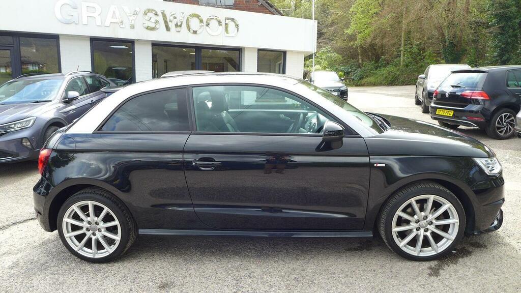 Audi A1 1.6 Tdi S Line S Tronic Euro 6 Ss Black #4