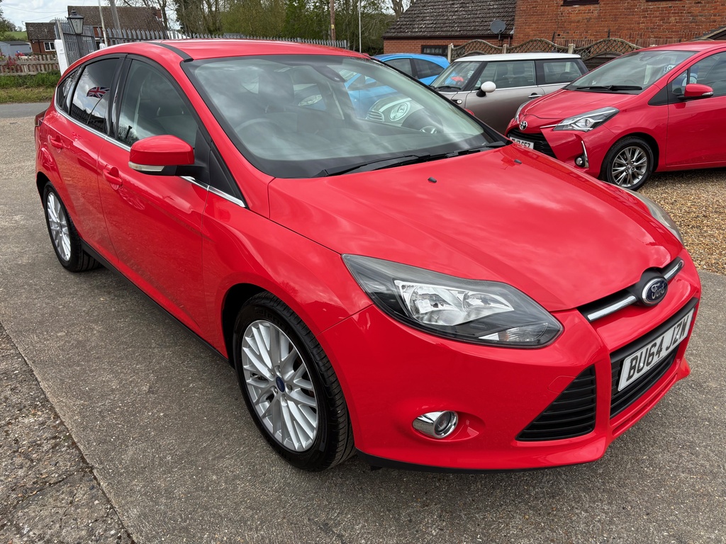 Ford Focus 1.6 Tdci Zetec Euro 5 S S Red