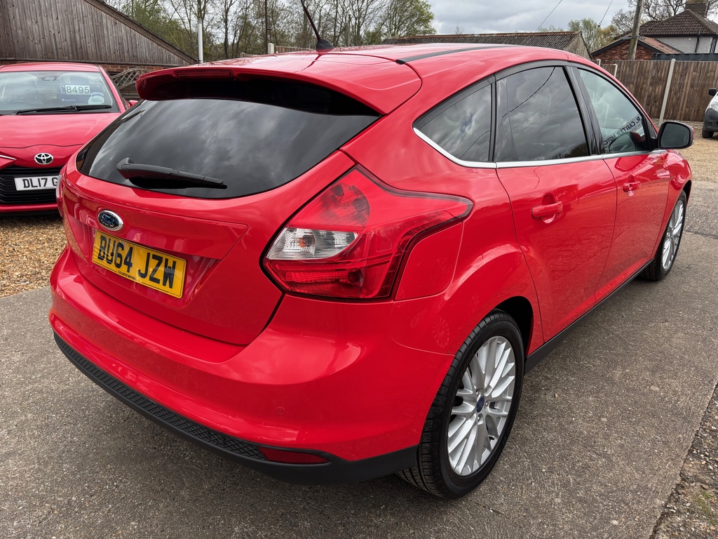 Ford Focus 1.6 Tdci Zetec Euro 5 S S BU64JZW Red #6