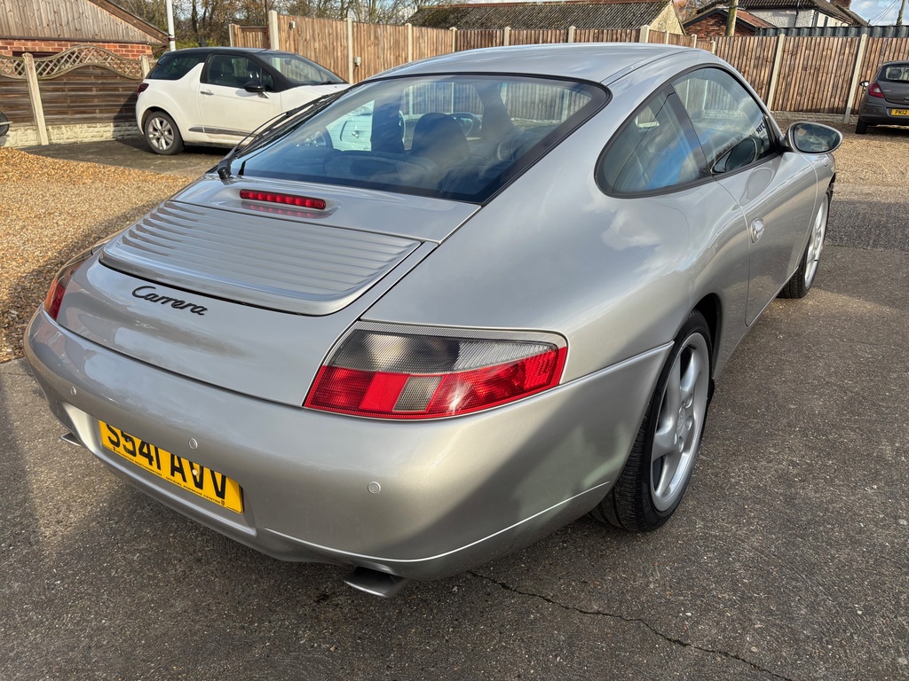 Porsche 911 996 Carrera 2 Tiptronic Black #6